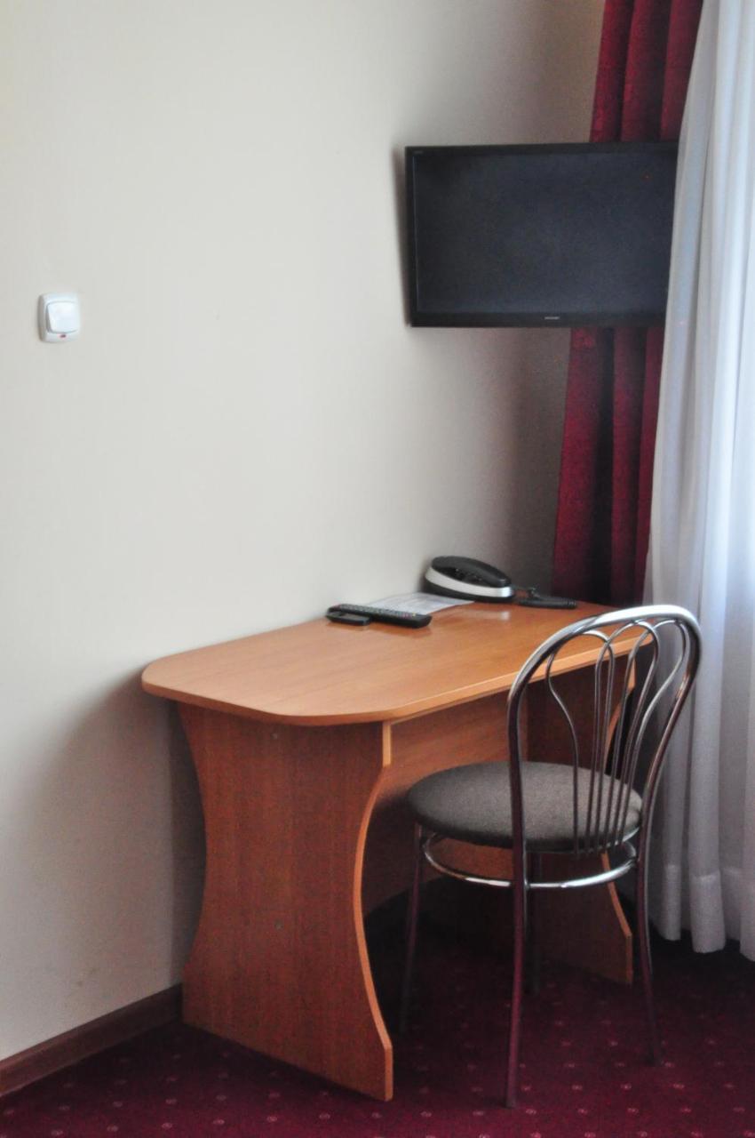 Zajazd Kama Kowalski Skepe Buitenkant foto
